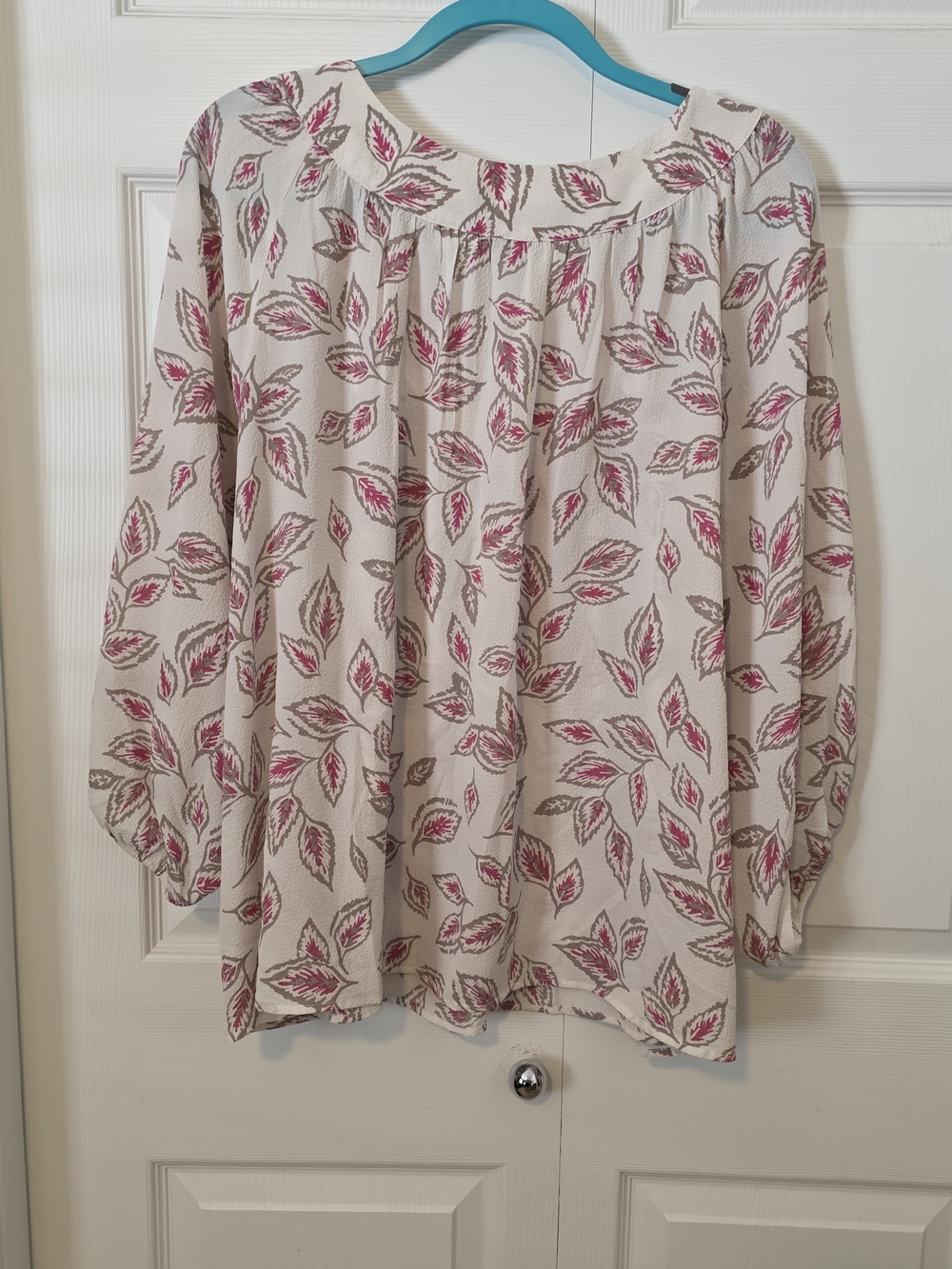 Reitmans Cream Blouse with Pink and Brown Leaf Print - Picture 2 of 6